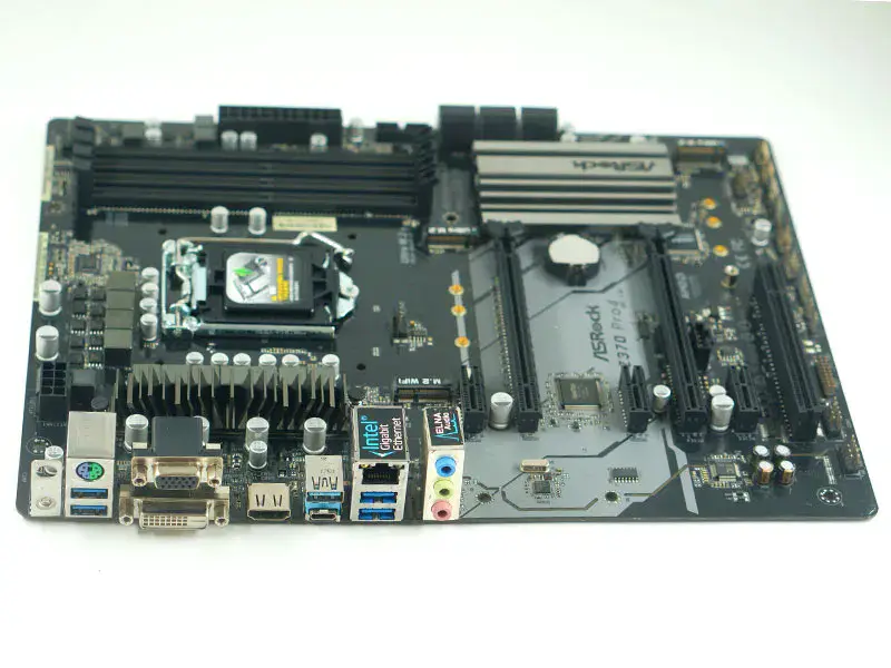 華擎 Z370 Pro4 主機板