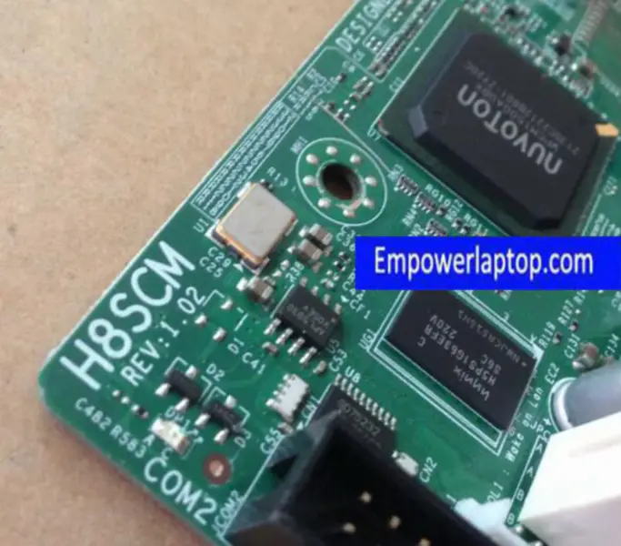 SuperMicro H8SCM SR5650 DDR3 C32 主機板支援 4/6/8 核心，附有 CPU 風扇
