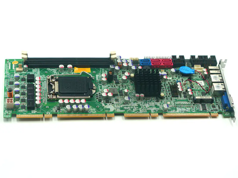 IEI PCIE-Q670-R20 主機板