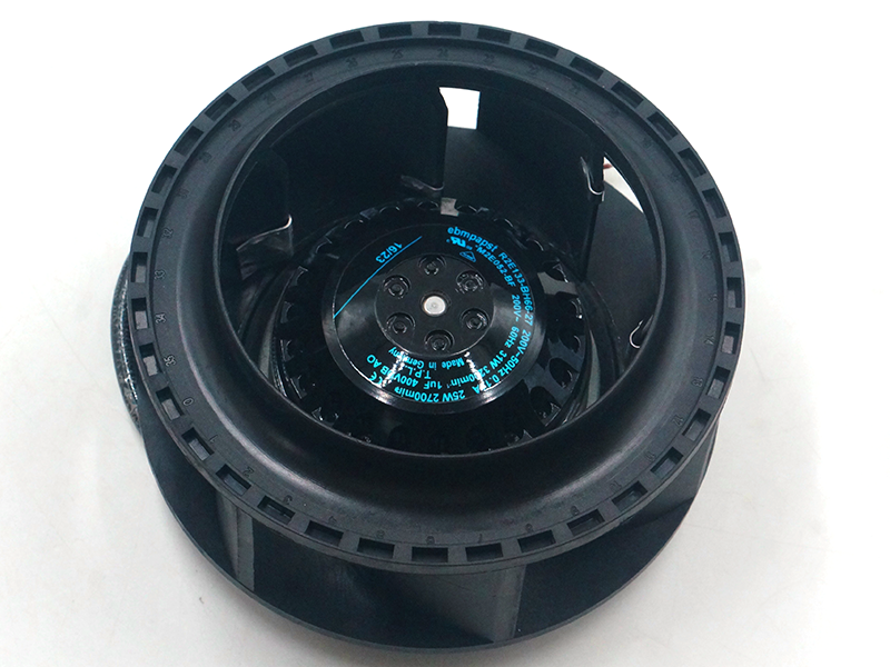 Ebmpapst R2E133-BH66-27 風扇