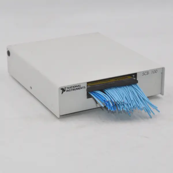 NI SCB-100 776990-01 接線盒