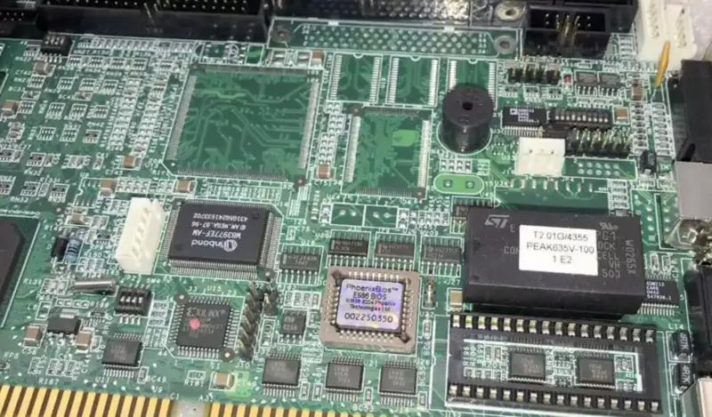 Phoenix Bios E686 Peak635V-100 Pentium III SL4Z2 工業主機板