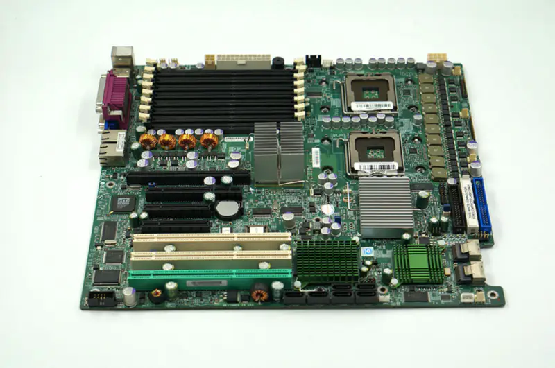 超微 X7DB3 主機板